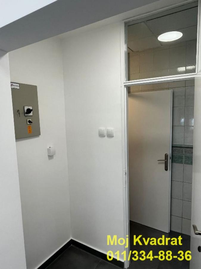 Lokal za izdavanje, Hotel YU, Beograd, 75m², 1.200 €/mes