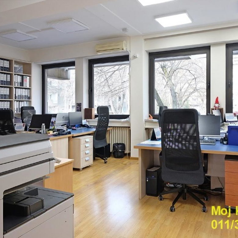 Lokal za izdavanje, Blok 11c – Stari Merkator, Beograd, 653m², 9.000 €/mes