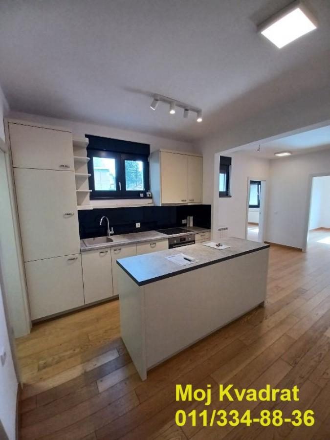 Lokal za izdavanje, Kalenić Pijaca, Beograd, 84m², 1.100 €/mes