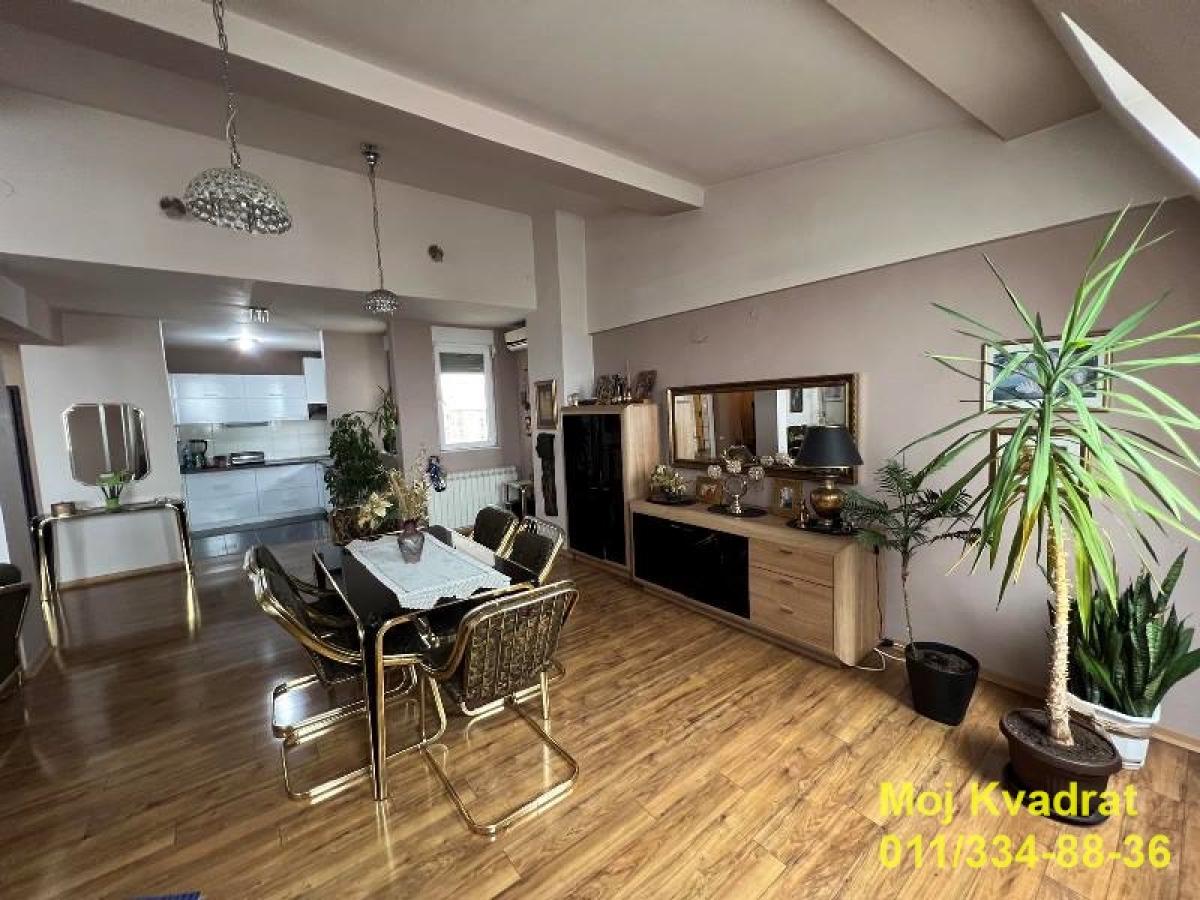 Četvorosoban stan na prodaju, Vračar, Beograd, 160m², 665.000 €