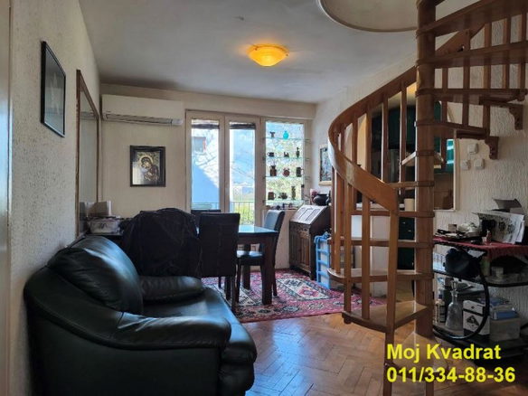 Petosoban stan na prodaju, Medaković 2, Beograd, 129m², 220.000 €