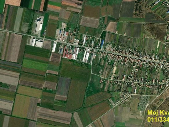 Plac na prodaju, Šimanovci, Pećinci, 920,68 ari, 2.480.000 €