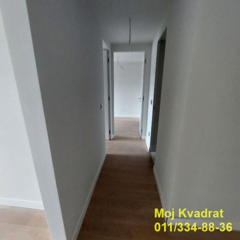 Trosoban stan na prodaju, Novi Beograd, Beograd, 84m², 305.000 €