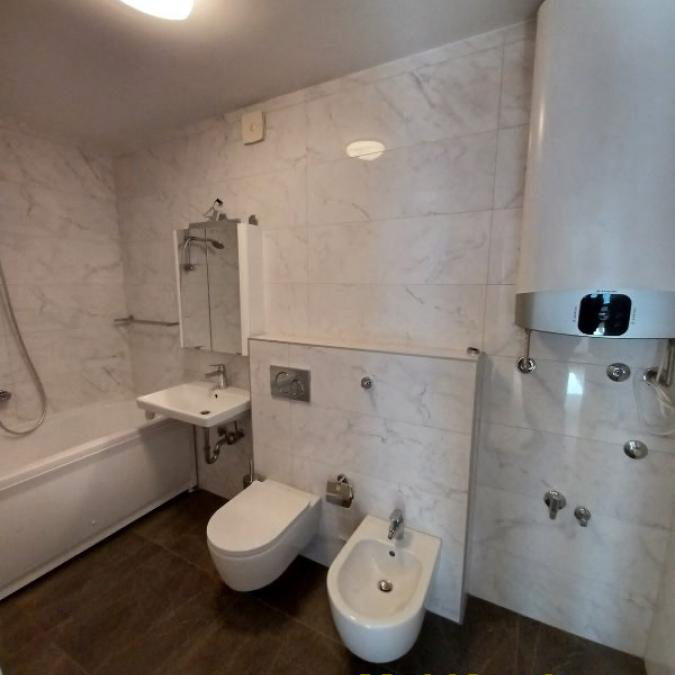 Lokal za izdavanje, Kalenić Pijaca, Beograd, 84m², 1.100 €/mes