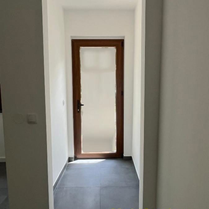 Lokal za izdavanje, Hotel YU, Beograd, 75m², 1.200 €/mes
