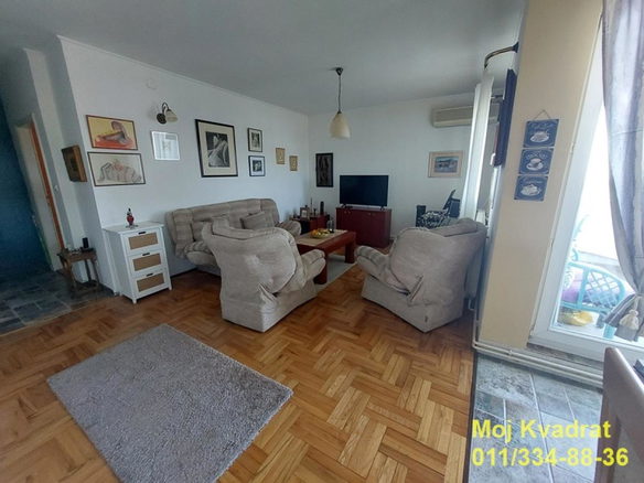Četvorosoban stan na prodaju, Pravni Fakultet – Vračar, Beograd, 114m², 330.000 €