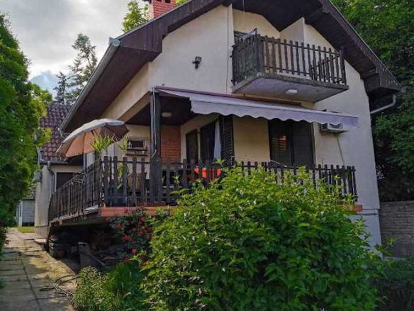 Kuća na prodaju, Stari Banovci, Stara Pazova, 214m², 240.000 €