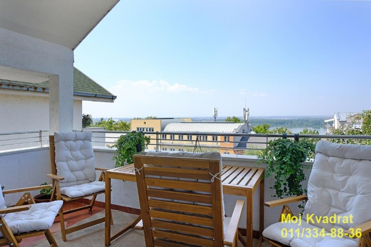 Trosoban stan na prodaju, Višnjička Banja, Beograd, 93m², 269.000 €