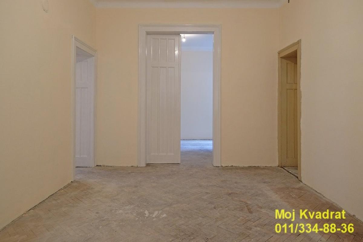 Četvorosoban stan na prodaju, Dorćol, Beograd, 91m², Visoko prizemlje, 359.000 €