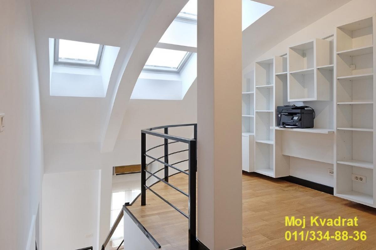 Četvorosoban stan na prodaju, Vračar, Beograd, 130m², 685.000 €