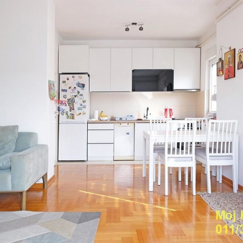 Dvosoban stan na prodaju, Vračar, Beograd, 68m², 225.500 €
