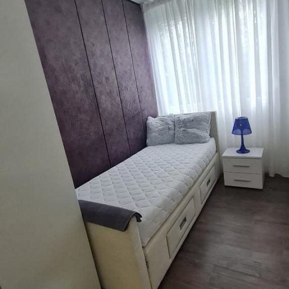 Dvoiposoban stan za izdavanje, Novi Beograd, Beograd, 50m², 900 €/mes