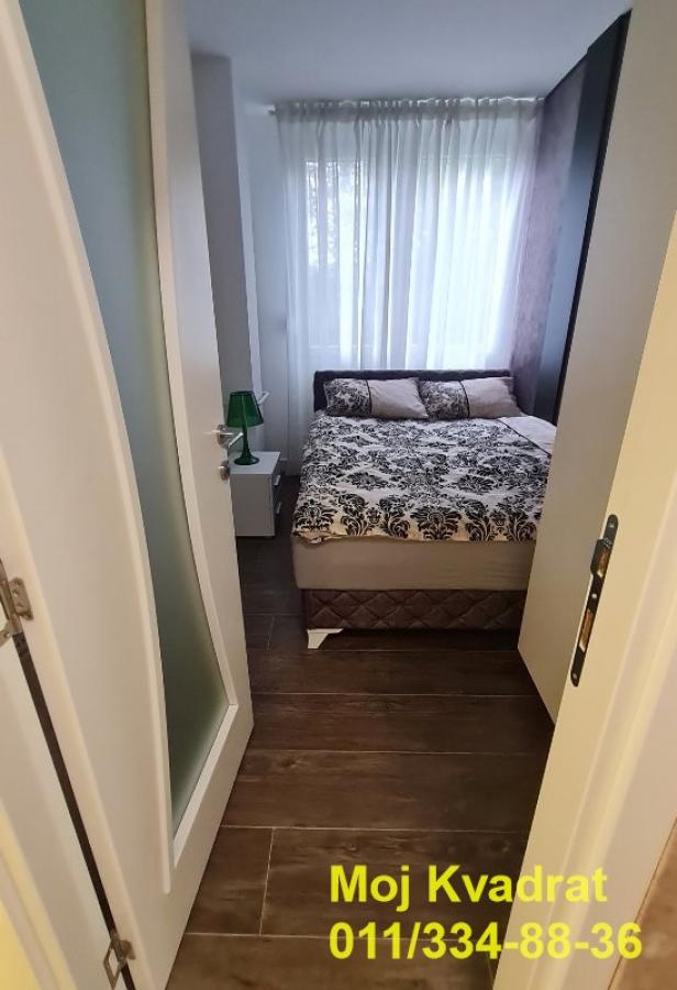 Dvoiposoban stan za izdavanje, Novi Beograd, Beograd, 50m², 900 €/mes