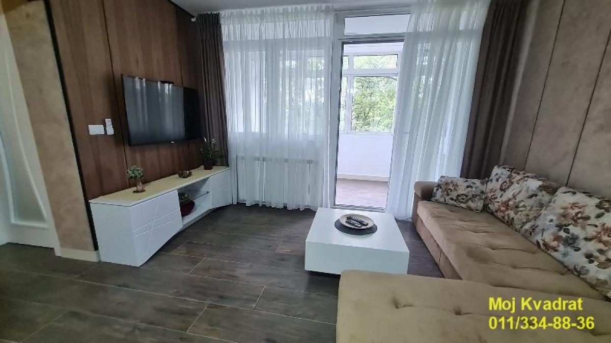 Dvoiposoban stan za izdavanje, Novi Beograd, Beograd, 50m², 900 €/mes