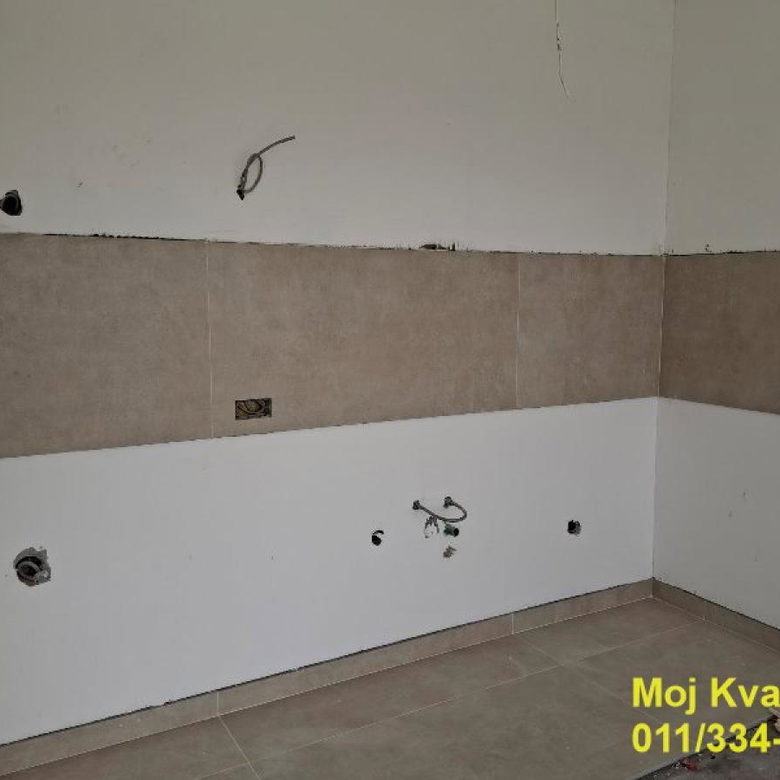 Četvorosoban stan na prodaju, Banovo Brdo, Beograd, 133m², 465.990 €
