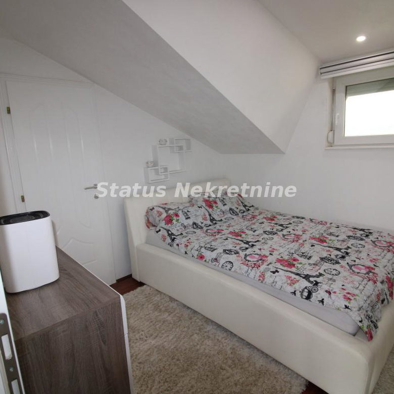 Kuća na prodaju, Ledinci, Novi Sad, 354m², 950.000 €
