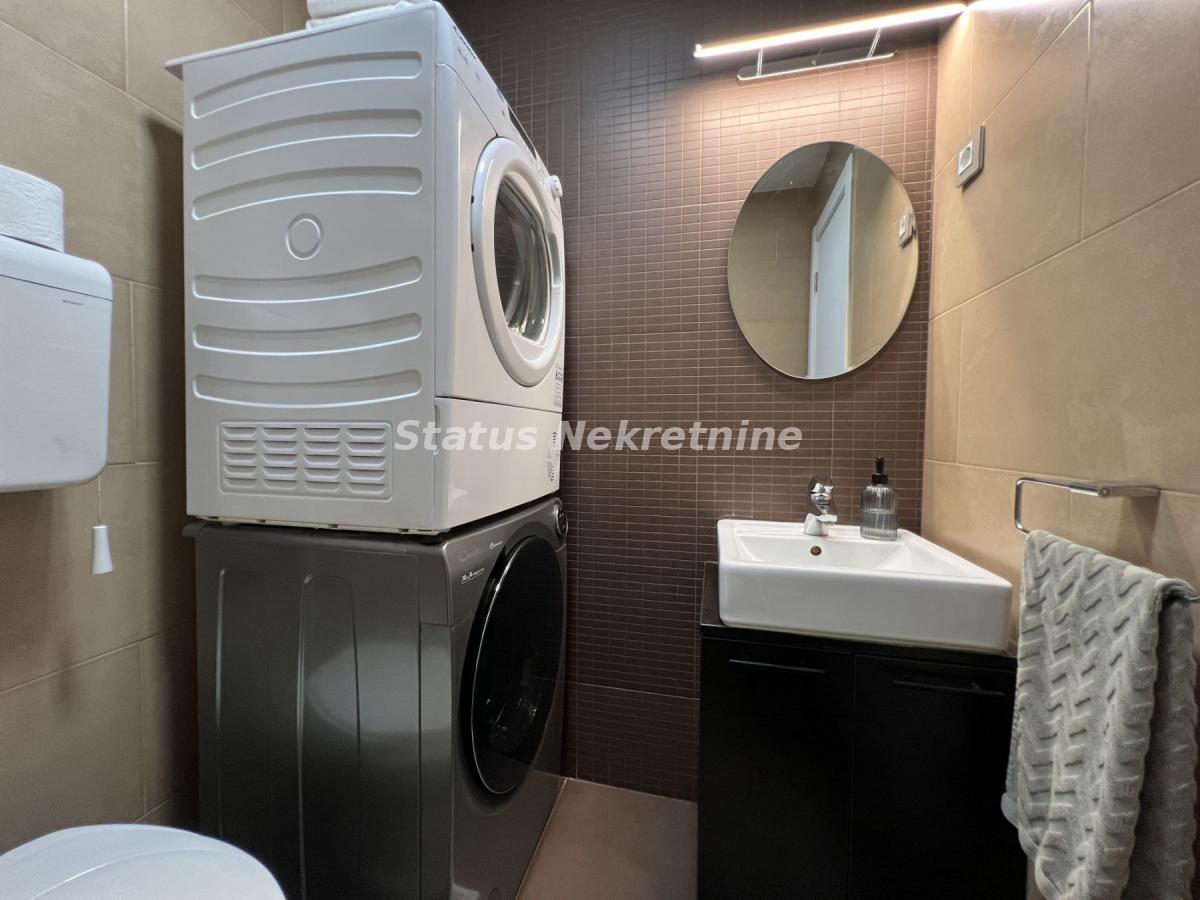 actionimagesite31agencystatusimgtdxa8hidj3-viber-slika-2026-08-03-12-45-22-889 Četvorosoban stan na prodaju, Cara Dušana, Novi Sad, 102m², 318.270 €