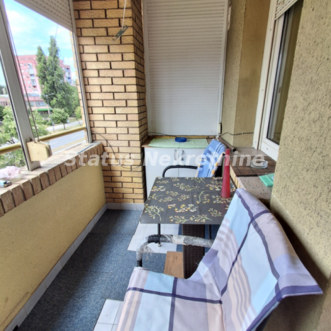 Jednosoban stan za izdavanje, Novo Naselje, Novi Sad, 33m², 300 €/mes