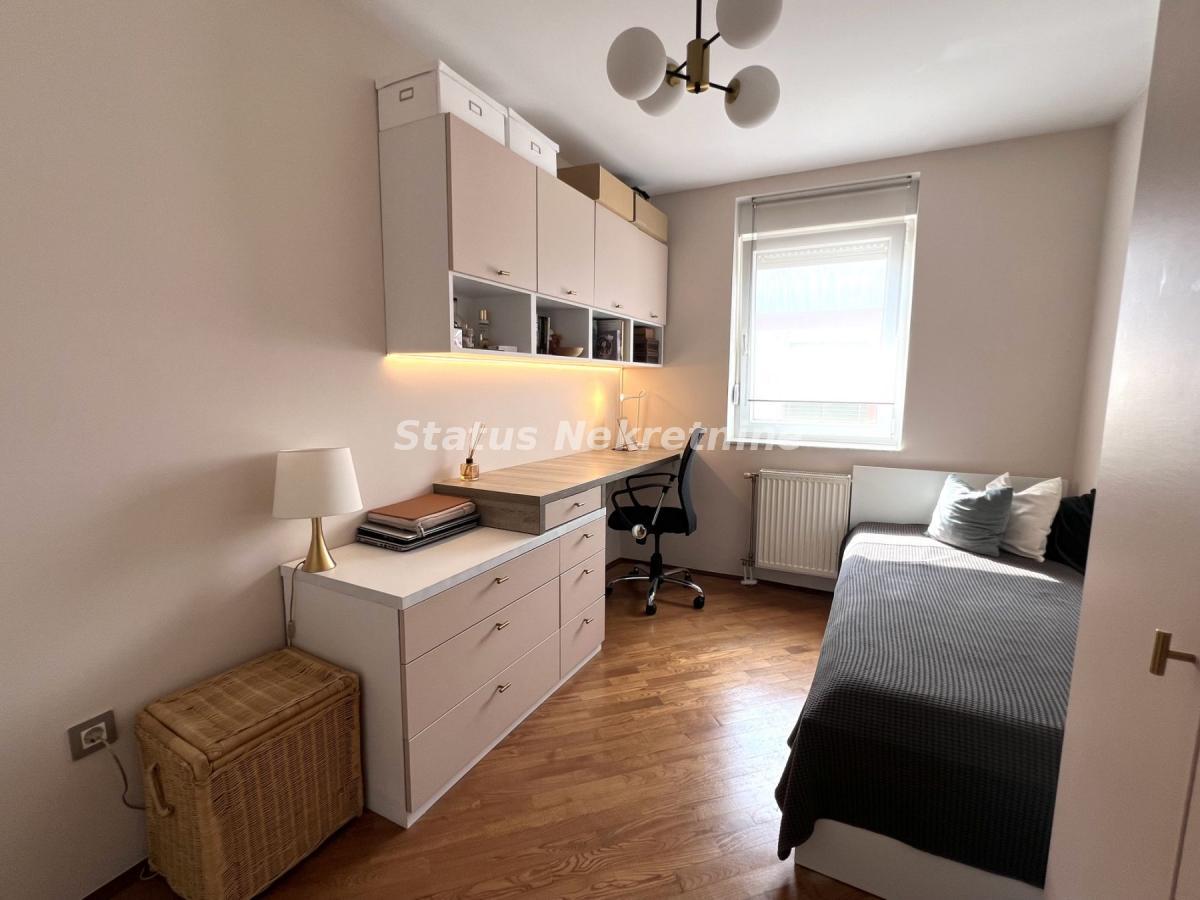 actionimagesite31agencystatusimgyqgnr3si5p-viber-slika-2026-08-03-12-44-34-844 Četvorosoban stan na prodaju, Cara Dušana, Novi Sad, 102m², 318.270 €