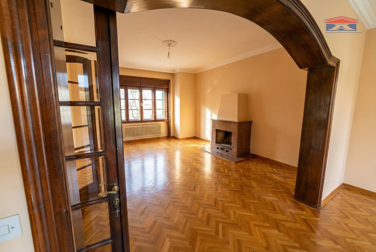 actionimagesite40agencyanekretnineimg2fuaywpgc6-borevina-foto-ku-a-nikole-tesle-30-unutra-1-1-1 Kuća na prodaju, Jodna Banja, Novi Sad, 298m², 1.377.000 €
