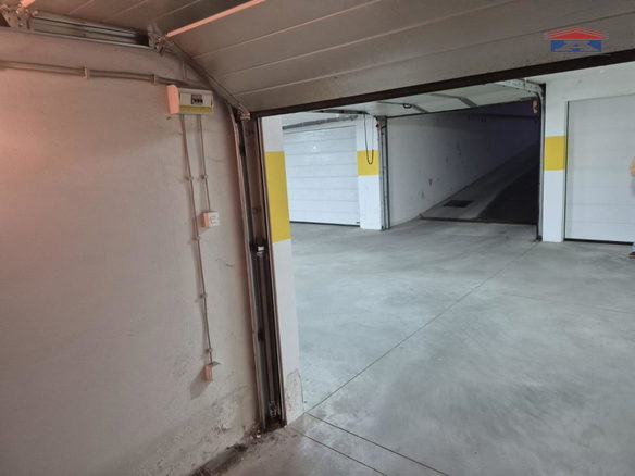 Garaža za izdavanje, Socijalno, Novi Sad, 16m², 150 €/mes