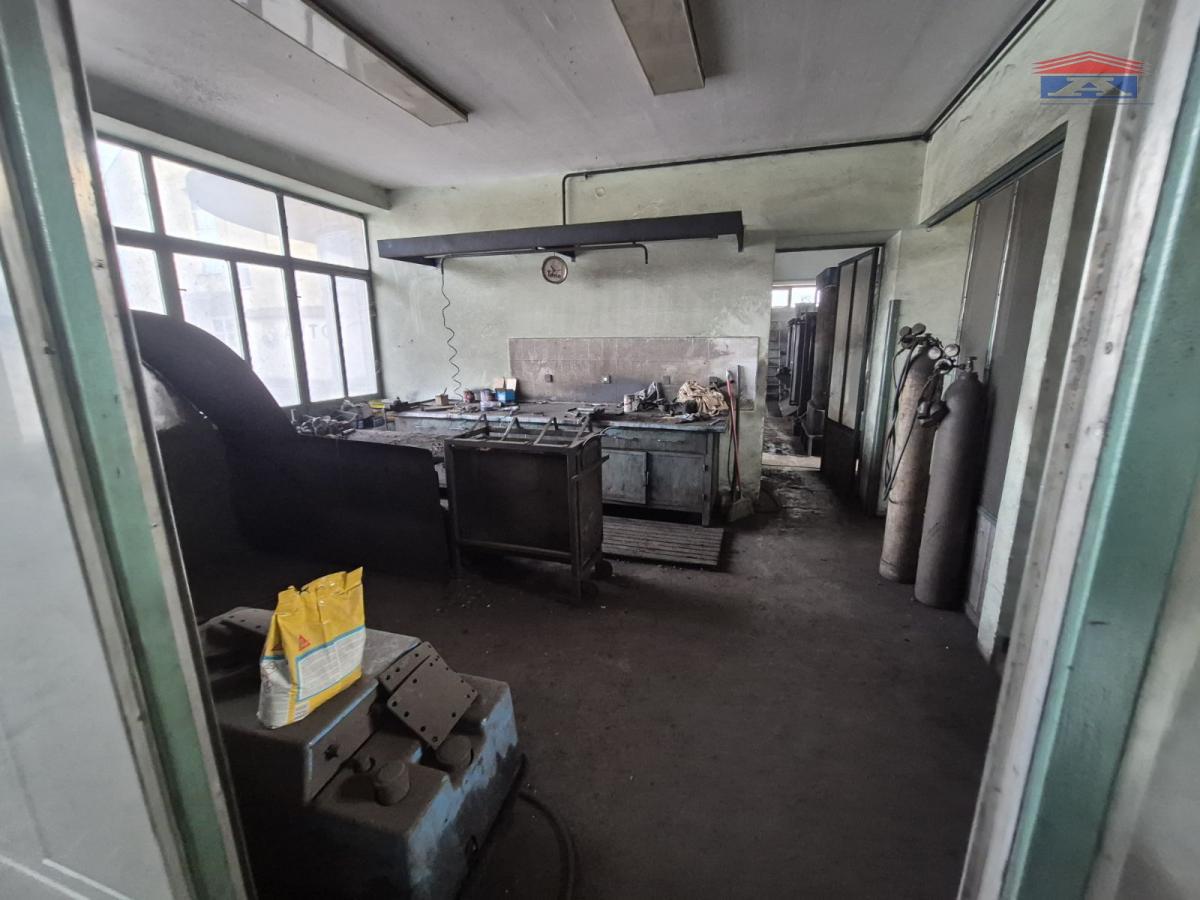 Lokal za izdavanje, Najlon Pijaca, Novi Sad, 129m², 600 €/mes
