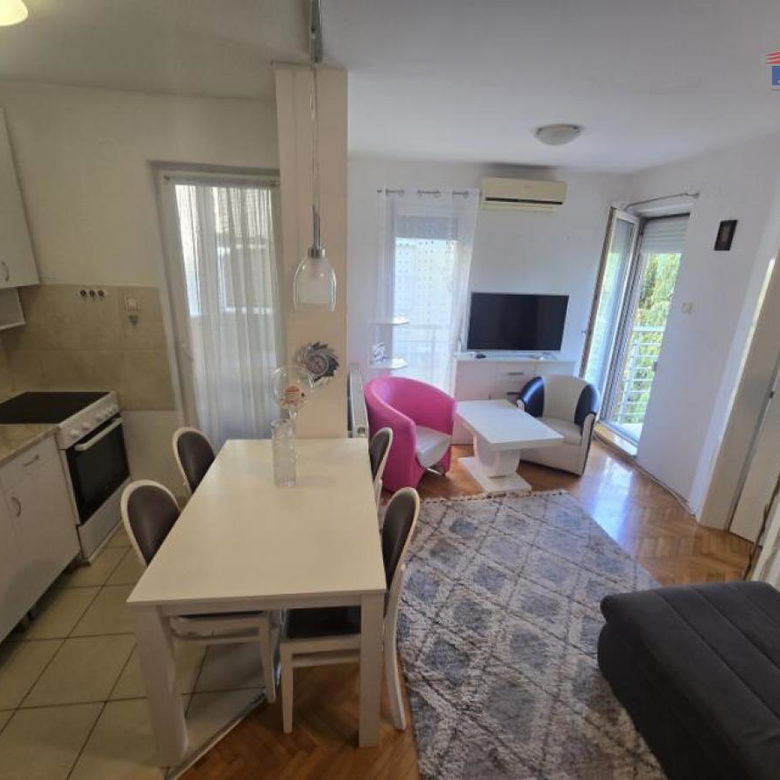 Jednoiposoban stan na prodaju, Novo Naselje, Novi Sad, 36m², 114.900 €