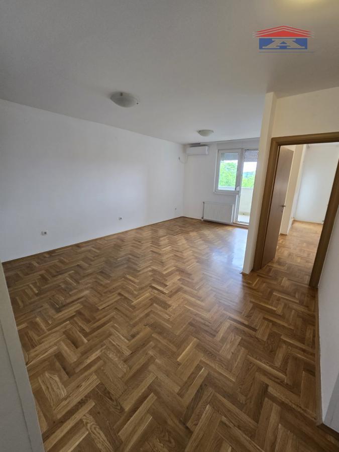 Dvosoban stan na prodaju, Bulevar Patrijarha Pavla, Novi Sad, 53m², 162.500 €