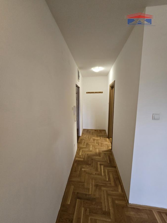 Dvosoban stan na prodaju, Bulevar Patrijarha Pavla, Novi Sad, 53m², 162.500 €