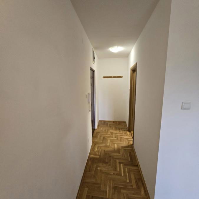 Dvosoban stan na prodaju, Bulevar Patrijarha Pavla, Novi Sad, 53m², 162.500 €