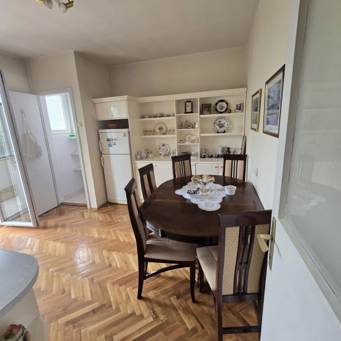 Dvosoban stan na prodaju, Kej, Novi Sad, 64m², 2. sprat, 250.500 €