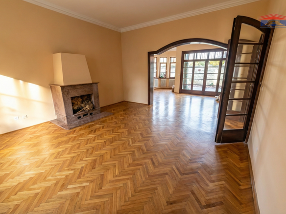Kuća na prodaju, Jodna Banja, Novi Sad, 298m², 1.377.000 €