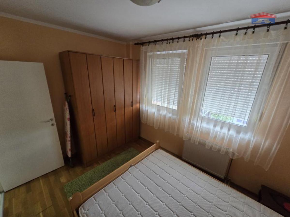 Jednoiposoban stan za izdavanje, Grbavica, Novi Sad, 42m², 400 €/mes