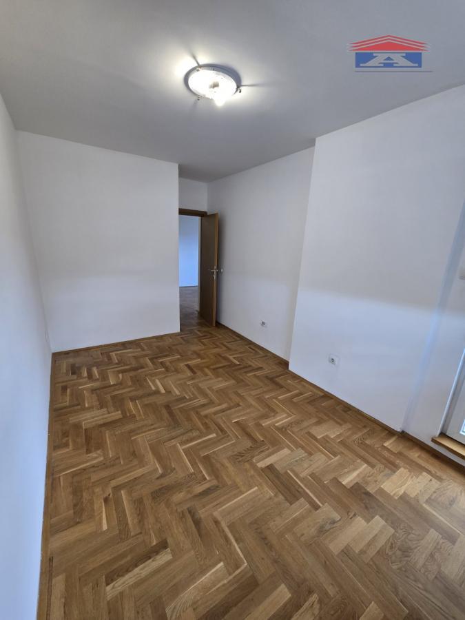 Dvosoban stan na prodaju, Bulevar Patrijarha Pavla, Novi Sad, 53m², 162.500 €