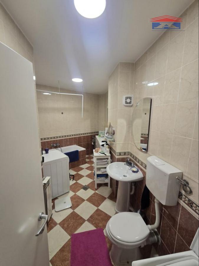 Trosoban stan na prodaju, Bulevar Evrope, Novi Sad, 86m², 236.900 €