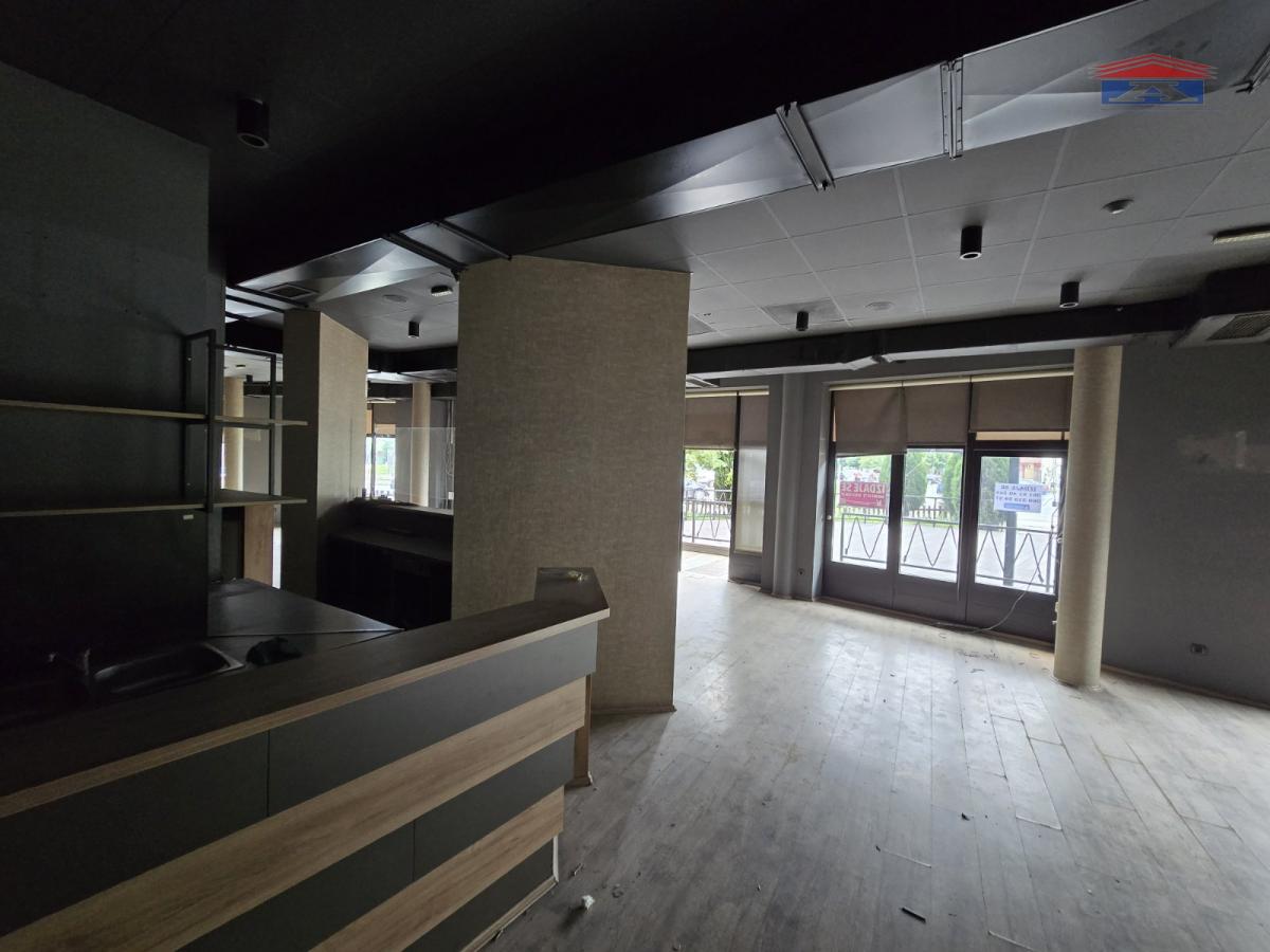 Lokal za izdavanje, Železnička Stanica, Novi Sad, 246m², 3.000 €/mes