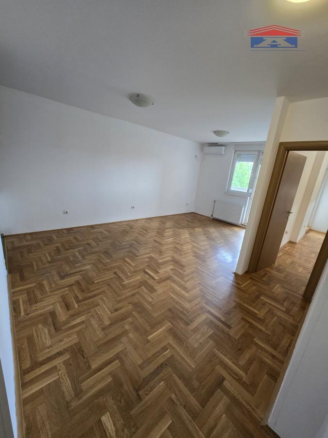Dvosoban stan na prodaju, Bulevar Patrijarha Pavla, Novi Sad, 53m², 162.500 €