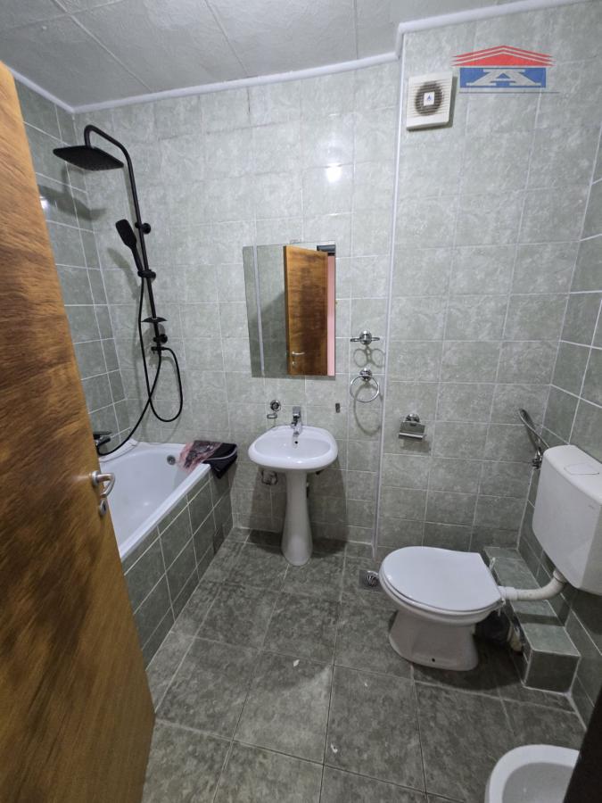 Četvorosoban stan na prodaju, Nova Detelinara, Novi Sad, 96m², 185.400 €
