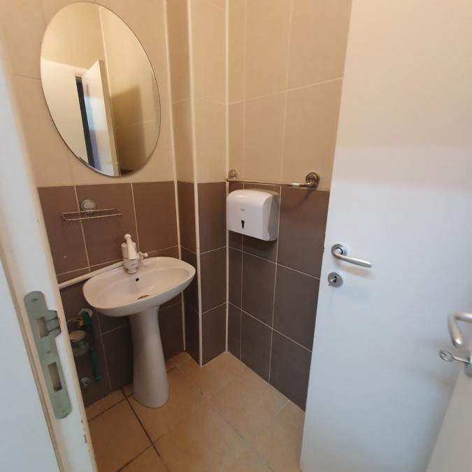 Lokal za izdavanje, Bulevar Evrope, Novi Sad, 125m², 1.200 €/mes