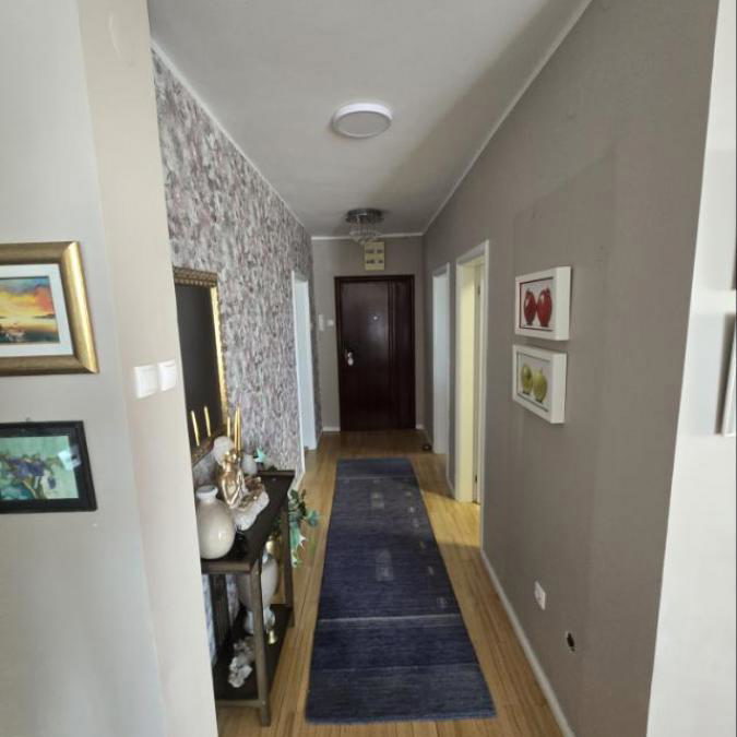 Trosoban stan na prodaju, Bulevar Evrope, Novi Sad, 86m², 236.900 €