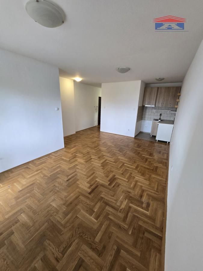 Dvosoban stan na prodaju, Bulevar Patrijarha Pavla, Novi Sad, 53m², 162.500 €