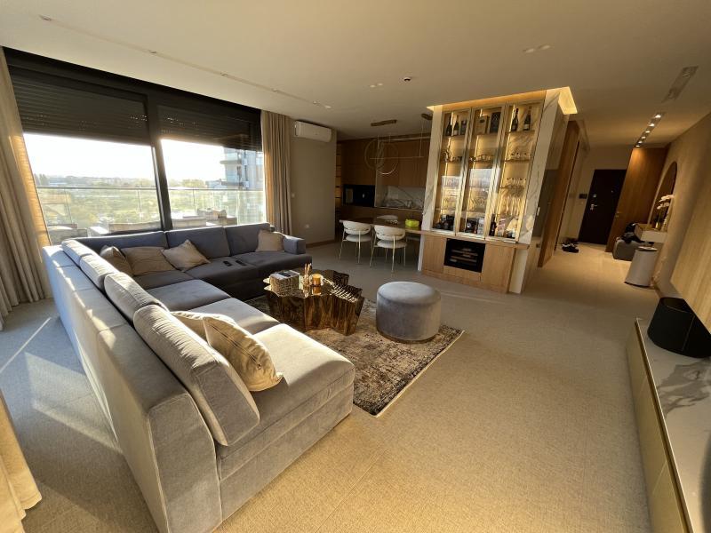 Trosoban stan na prodaju, Nova Detelinara, Novi Sad, 141m², 1.030.000 €