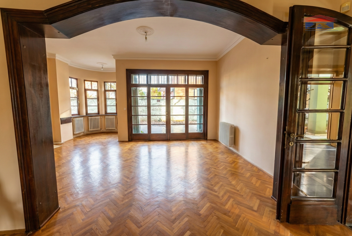 actionimagesite40agencyanekretnineimgm74fuzinuq-borevina-foto-ku-a-nikole-tesle-30-unutra-3-1-1 Kuća na prodaju, Jodna Banja, Novi Sad, 298m², 1.377.000 €