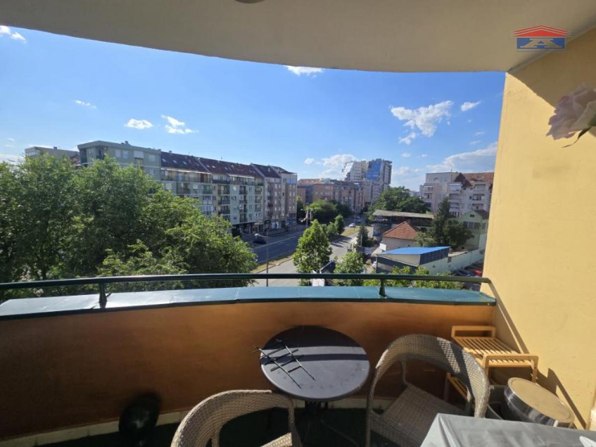 Trosoban stan na prodaju, Bulevar Evrope, Novi Sad, 86m², 236.900 €