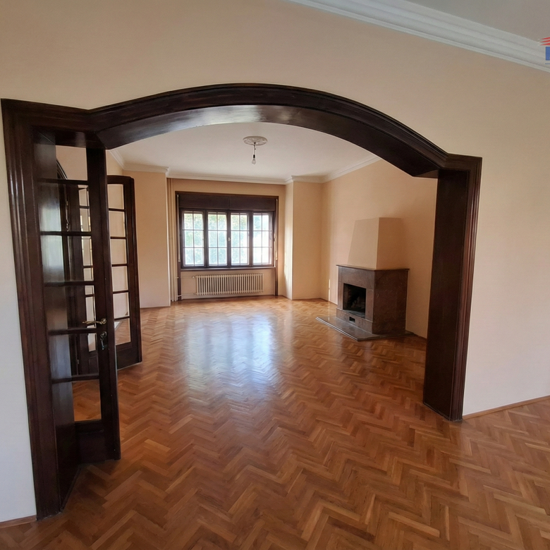 Kuća na prodaju, Jodna Banja, Novi Sad, 298m², 1.377.000 €
