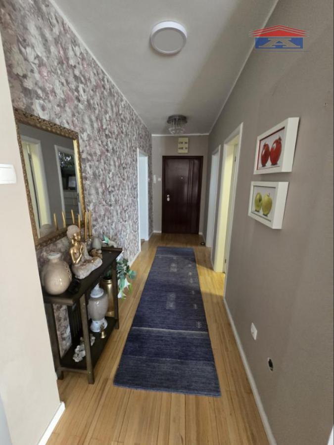 Trosoban stan na prodaju, Bulevar Evrope, Novi Sad, 86m², 236.900 €