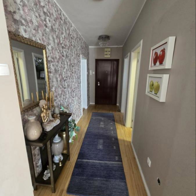 Trosoban stan na prodaju, Bulevar Evrope, Novi Sad, 86m², 236.900 €