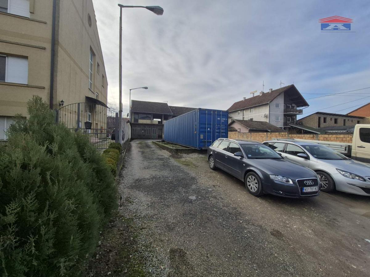 Lokal za izdavanje, Najlon Pijaca, Novi Sad, 129m², 600 €/mes