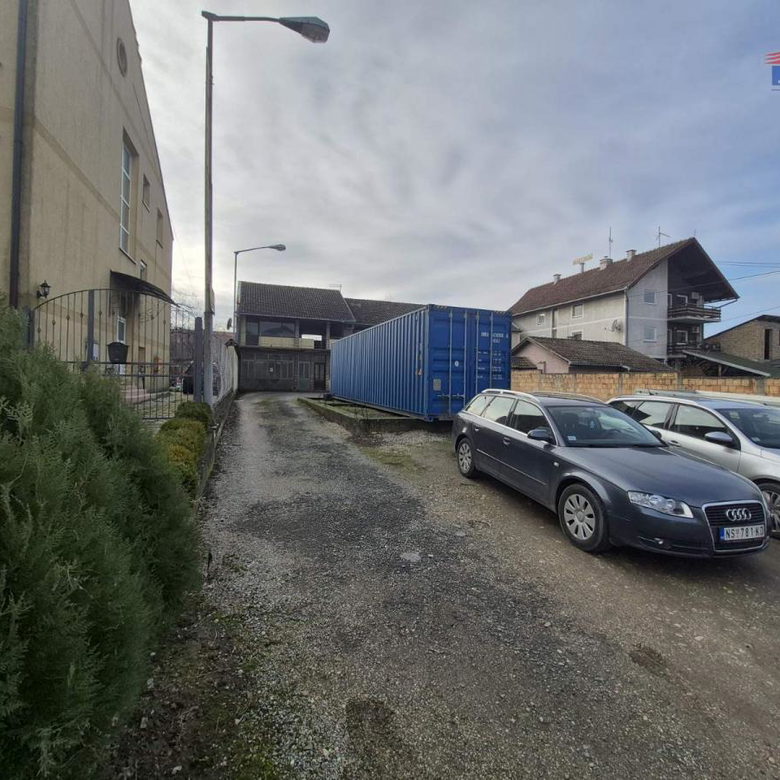 Lokal za izdavanje, Najlon Pijaca, Novi Sad, 129m², 600 €/mes
