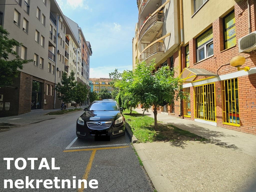Garaža Prodaja Novi Sad  24 m2